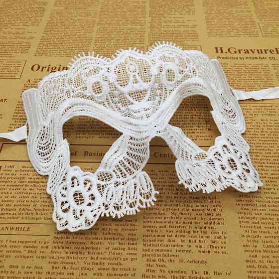 Маска маскарадна мереживна святкова 23 на 10 см білий Київ