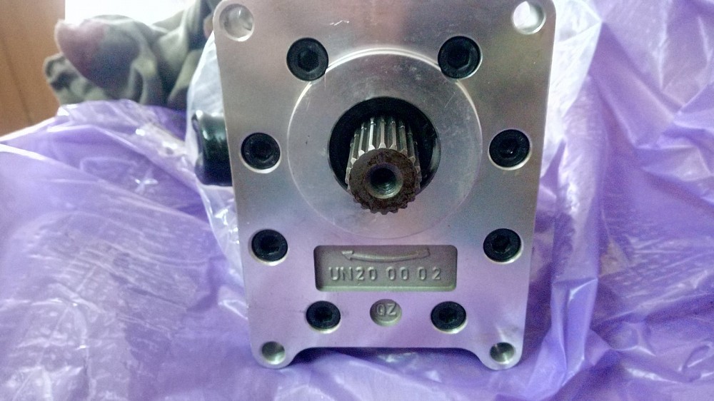 Насос гидроусилителя руля Татра 815 Киев - изображение 2