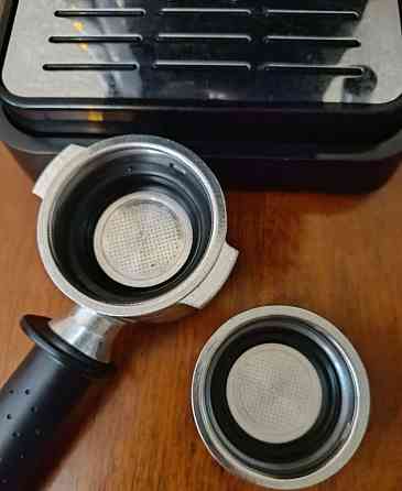 Кофеварка Delonghi Киев