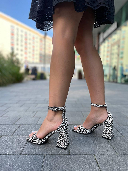 LIRIO Босоніжки жіночі шкіряні літні на підборах леопардові відкриті LIRIO L0305/8073-68 Коломия - фото 9