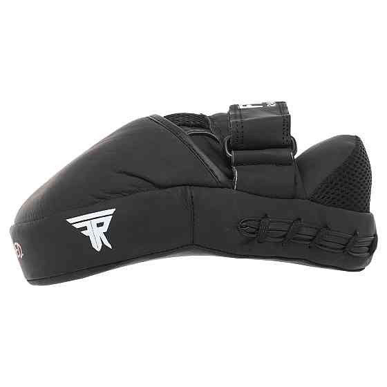 Лапа вигнута для боксу та єдиноборств FISTRAGE VL-4149 розмір 25х19х9 см чорний Київ