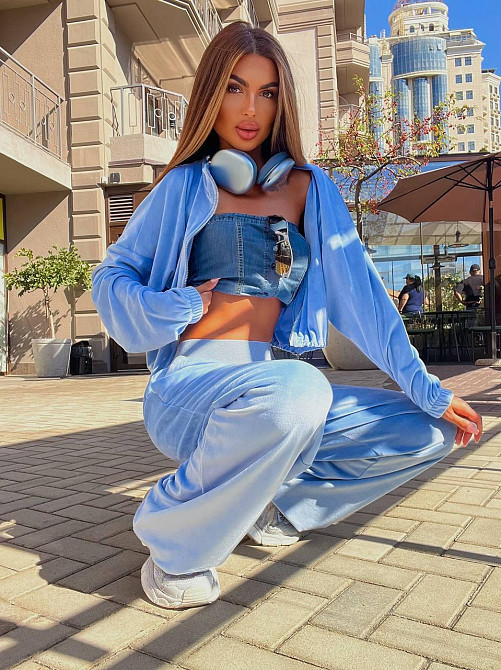 Жіночий стильний повсякденний костюм із ніжного велюру Блакитний, 42/44 Одеса - фото 6