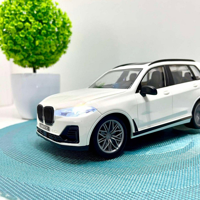 Машинка BMW X7 джип на радіокеруванні із пультом на акумуляторі Біла (KL T9007A) Чернигов - изображение 2