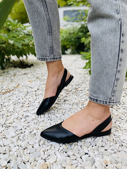 RONE Босоніжки жіночі чорні RONE B-176 літні з натуральної шкіри, із закритим носком р. 38-39 Коломыя - изображение 9