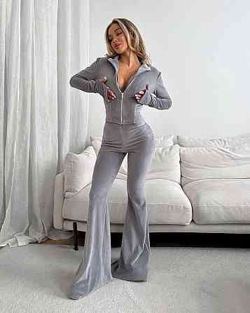 Жіночий стильний костюм-двійка: кофта та штани кльош із велюру Сірий, 46/48 Одеса