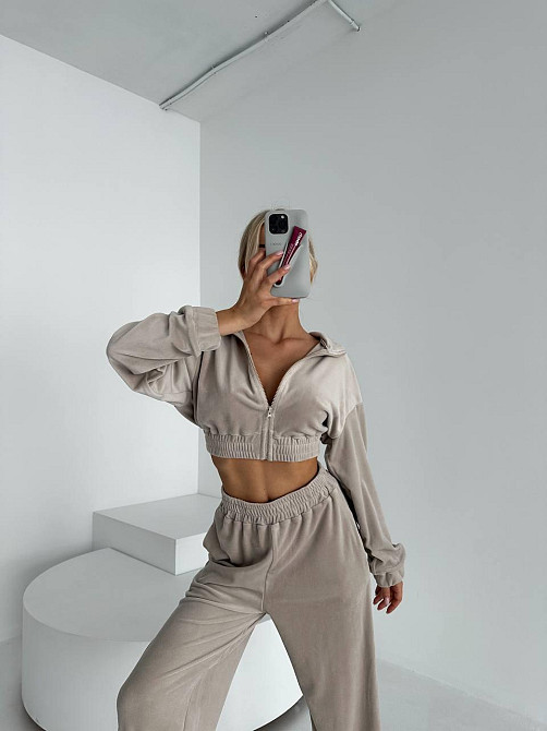 Жіночий велюровий прогулянковий костюм двійка: кофта і штани Одеса - фото 3