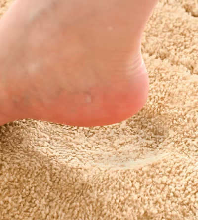 Килимок для ванної кімнати і душа килимок для ніг в душову, мікрофібра, атиковзкий овальний 50х80 см, бежевий Кам'янець-Подільський