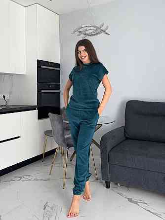 Жіночий домашній костюм-трійка: футболка штани + шорти плюш-велюр Зелений, 50/52 Одеса