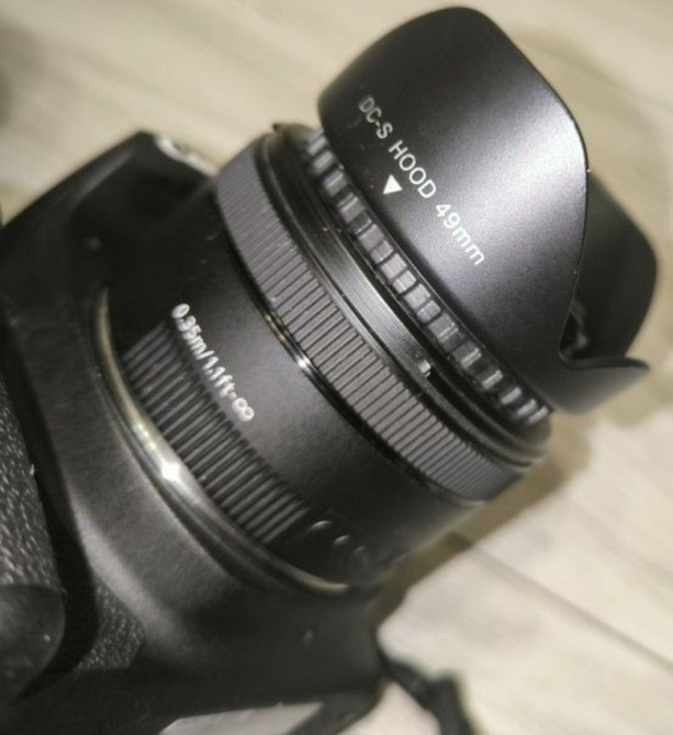 Фотоаппарат Canon EOS 2000D BK 18-55mm. DC III Киев - изображение 2