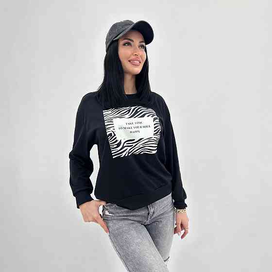 Женский свитшот с анималистичным принтом Wild 42-44, Черный Киев