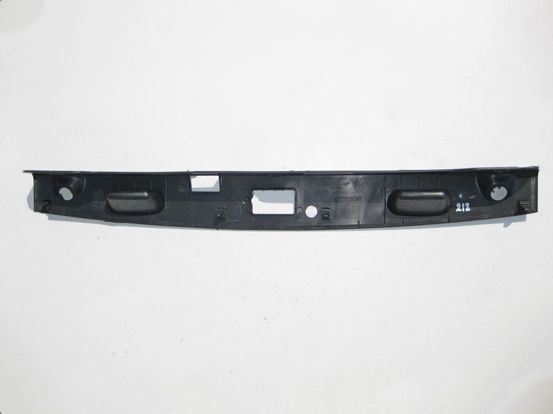 Mercedes-Benz  A2127501293 Внутрішня нижня накладка торця кришки багажника E-Class W212 Одесса - изображение 2