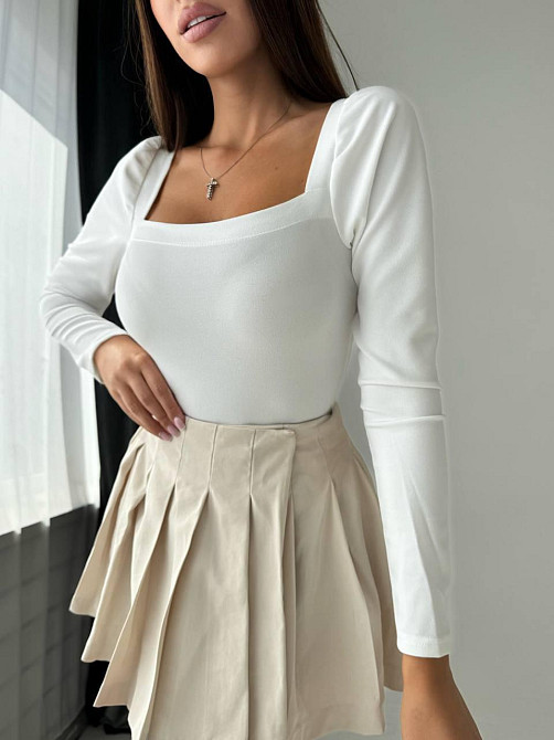 Женская базовая кофта с квадратным вырезом креп-дайвинг Белый, 42/44 Одесса - изображение 1