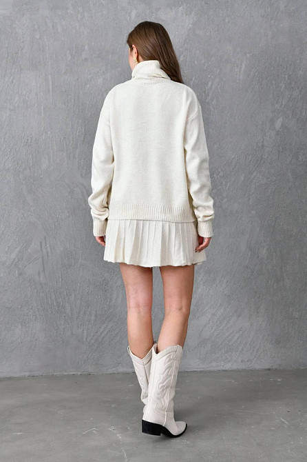 Жіночий затишний теплий костюм: светр і спідниця дрібна машинна в'язка. Молочний Одеса - фото 3