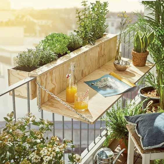 Подвесной балконный столик 