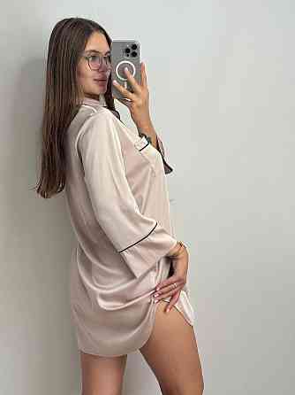 Жіноча нічна сорочка подовжена шовкова XL Світлий Бежевий Харків