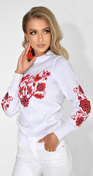 Свитер с вышивкой Киев - изображение 10
