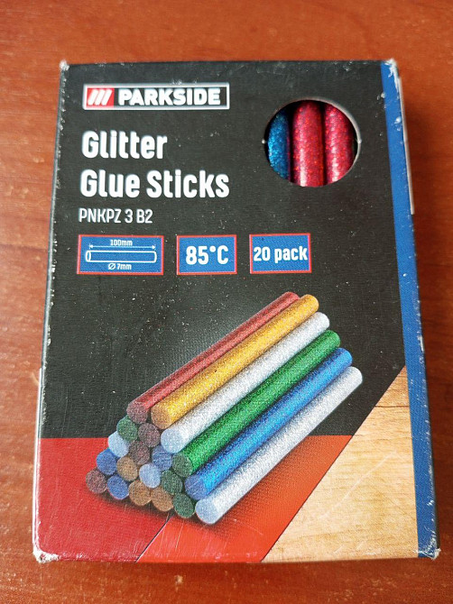 Універсальні клейові картриджи, стрижні 100×7 мм. 20 шт. Parkside PNKPZ 3 B2 Полтава - фото 1