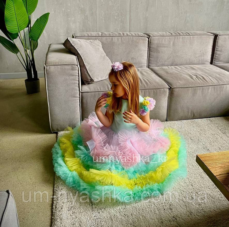 Яскрава святкова сукня Хмаринка воланами Кривий Ріг - фото 1