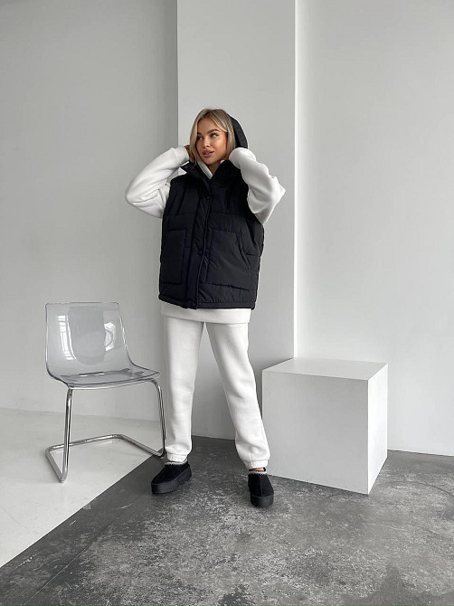 Жіночий теплий жилет з капюшоном плащівка еммі на синтепоні Чорний, 46/48 Одеса - фото 8