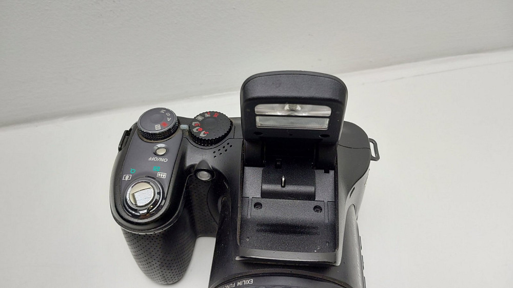 Фотоапарат CASIO EX-F1 нетестований, під відновлення та доукомплектування (товар вживаний) Луцьк - фото 2