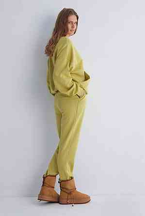 Женский прогулочный костюм двойка: кофта и штаны премиум качества футер диагональный 100% хлопок Оливка, 46 Одесса