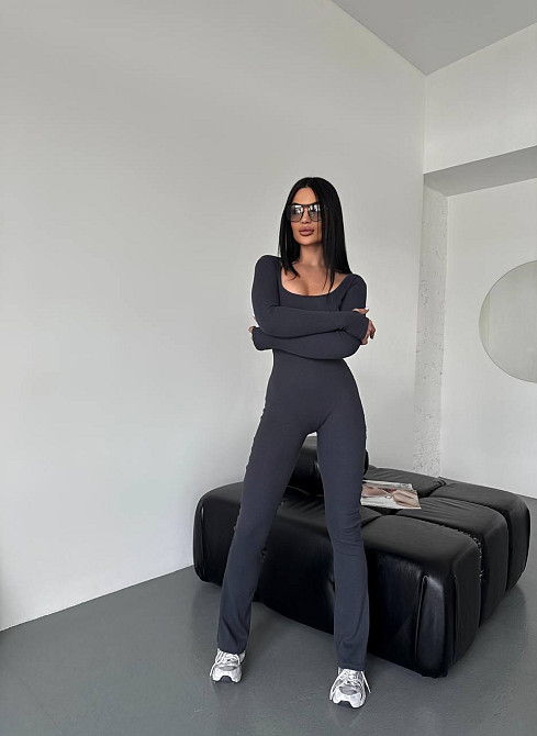 Жіночий стильний повсякденний комбінезон, щільний рубчик трикотаж. Графіт, 46/48 Одеса - фото 4