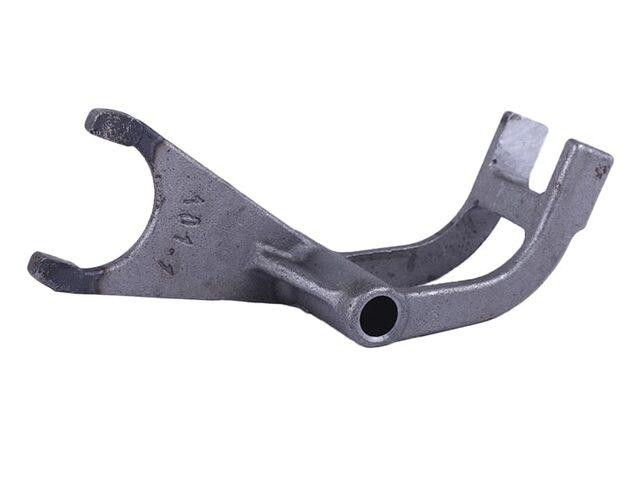 Вилка переключения шестерни повышающей/понижающей передачи для КПП/6 Мукачево - изображение 1