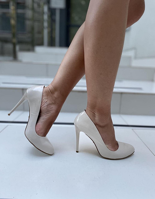 Lino Marano Туфлі жіночі Lino Marano бежеві еко-лак каблук 11 см 39р. (K520-1) Коломия - фото 2