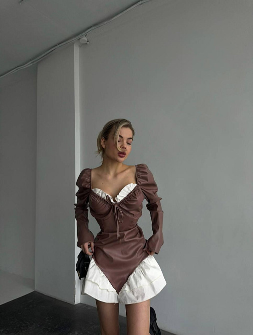 Женское стильное платье из эко-кожи+плотный коттон Карамельный, 42/44 Одесса - изображение 2