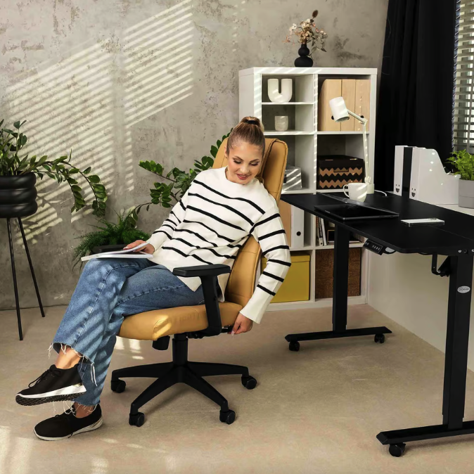 Офисное кресло со спинкой и подлокотниками бежевое Adelo Стильное компьютерное кресло Кресло руководителя Киев - изображение 4