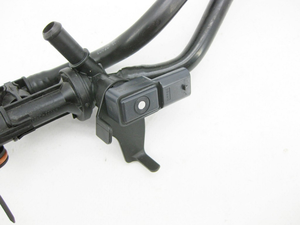 Mercedes-Benz  A2760180112 Вентиляційна трубка картера двигуна + датчик тиску A0009055002 C-Class Cabrio A205 C-class Estate S205 Одеса - фото 5