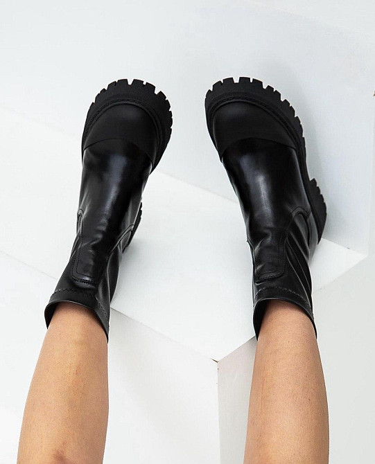 Olli Черевики жіночі OLLI чорні натуральна шкіра з хутром висота 18 см (5343) Коломыя - изображение 1