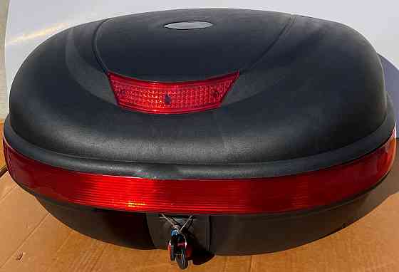 Кофр пластмасовий (великий) (mod VD-XL-037) під 2 шоломи Мукачево