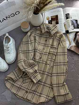 Жіноча тепла оверсайз сорочка в клітинку на ґудзиках кашемір Беж Одеса