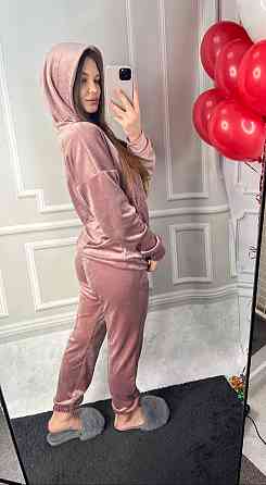 Женский велюровий костюм с капюшоном Пудровый M Харьков