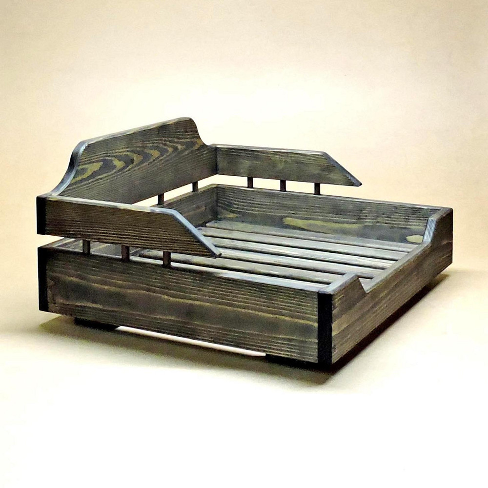 Лежак деревянный для собаки 