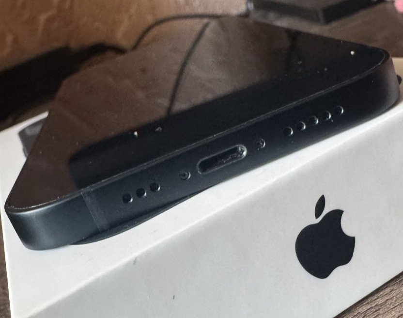 Айфон Apple iPhone 13 256Gb. Киев - изображение 3