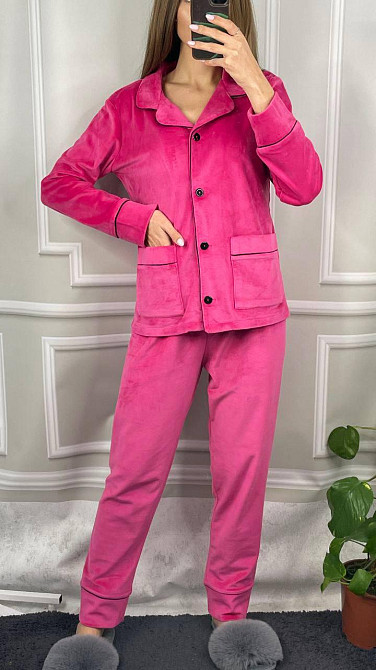 Костюм з плюшевого велюру на ґудзиках із двома кишенями Малиновий S Харків - фото 7