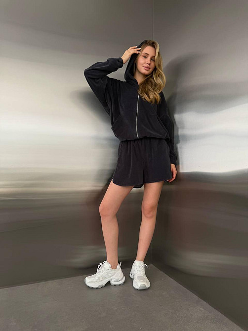 Жіночий повсякденний трендовий костюм із бавовняного велюру Одеса - фото 9