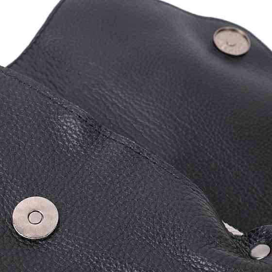 Жіноча шкіряна сумка із трикутним клапаном Чорна (Vintage) Київ