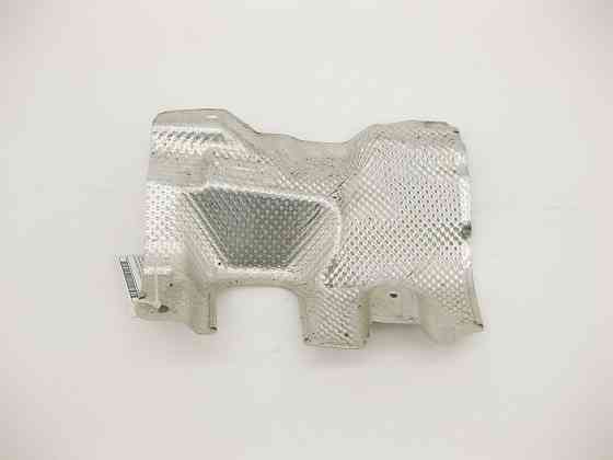 Mercedes-Benz  A2046826971 Теплозахисний екран над центральним глушником спереду C-Class W204 E-Class C207 Одесса