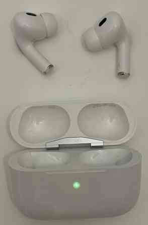 Наушники новые полный комплект. Киев