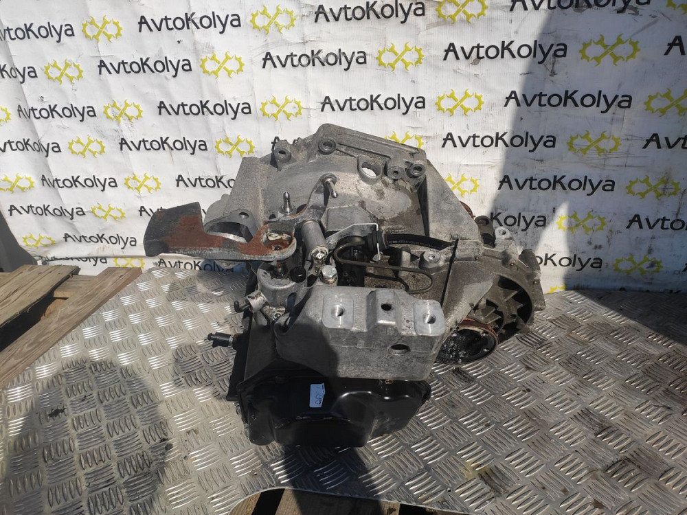 Коробка передач 5 ступ. VW Touran 1.6 бензин 2010-2016 (FZT) Ковель - фото 1