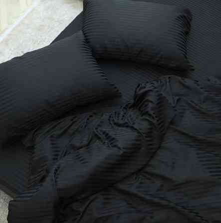 Постельное белье из страйп-сатина семейный Richman 150-215 см (2шт) 70-70 2шт черный Днепр