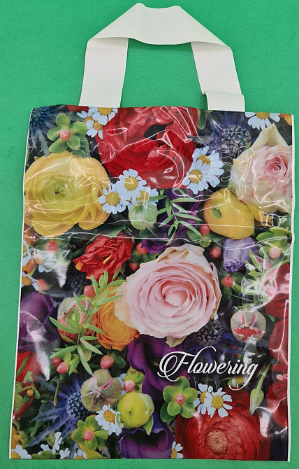 Пакет ламинированный с петлевой ручкой м 