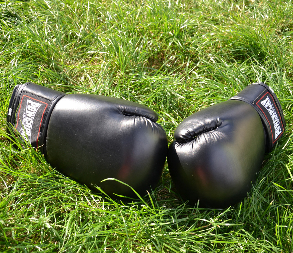 Боксерські рукавиці PowerPlay 3004 Classic Чорні 14 унцій Луцьк - фото 9