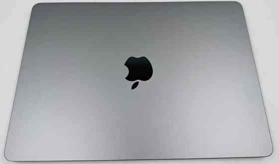 Apple Macbook Air 13.6 M2 2022 24GB RAM 256GB SSD Space Gray IL6542. Київ