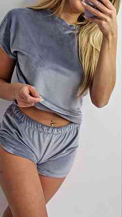 Пижама-комплект (футболка+шорти+штаны) из плюшевого велюра Серый XL Харьков