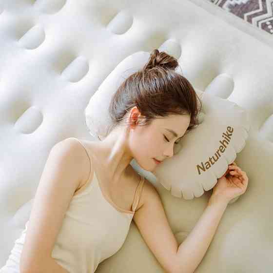 Подушка надувна ультралегка Naturehike NH17T013-Z, 42х32 см, бежева Київ