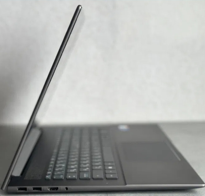 Ноутбук: HP ENVY (17.3